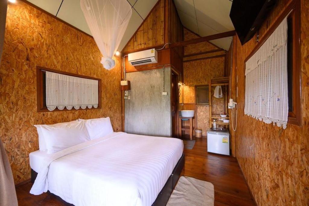 Herntai Resort Ban Mae La Noi Eksteriør billede