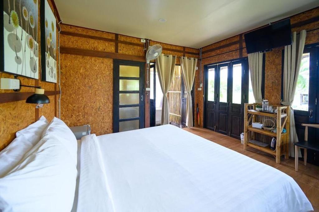 Herntai Resort Ban Mae La Noi Eksteriør billede