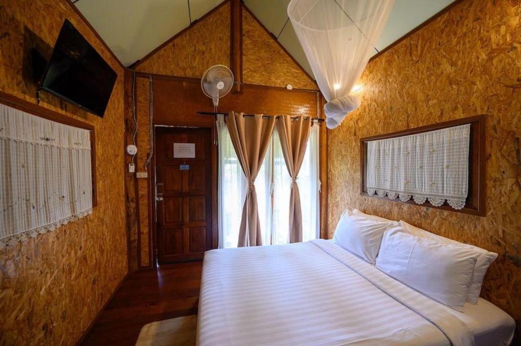 Herntai Resort Ban Mae La Noi Eksteriør billede